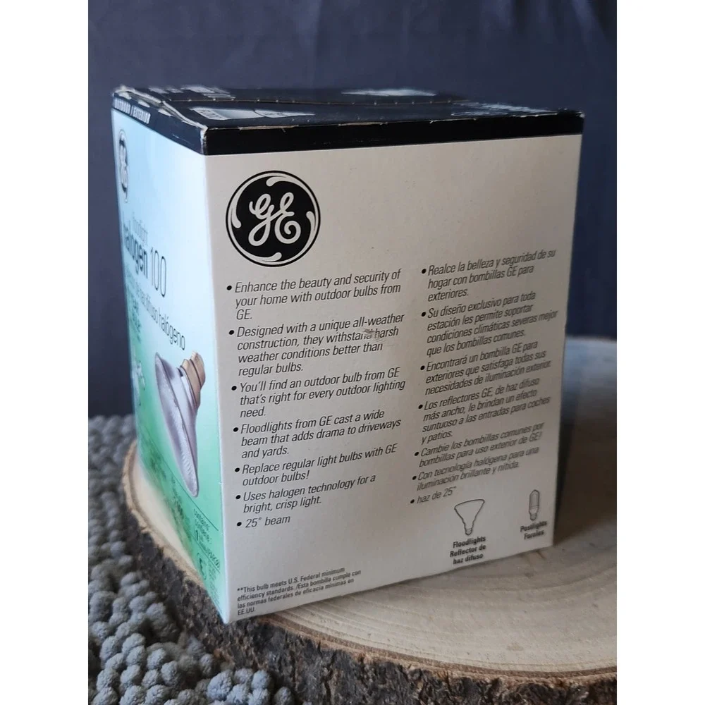 GE Halogen 100W CRISP WHITE Floodlight 1400lum Par 38 100 Watts~NEW/SEALED BOX